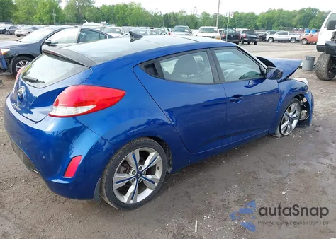 2016 Hyundai Veloster z USA, uszkodzony, nr VIN KMHTC6AD5GU248445